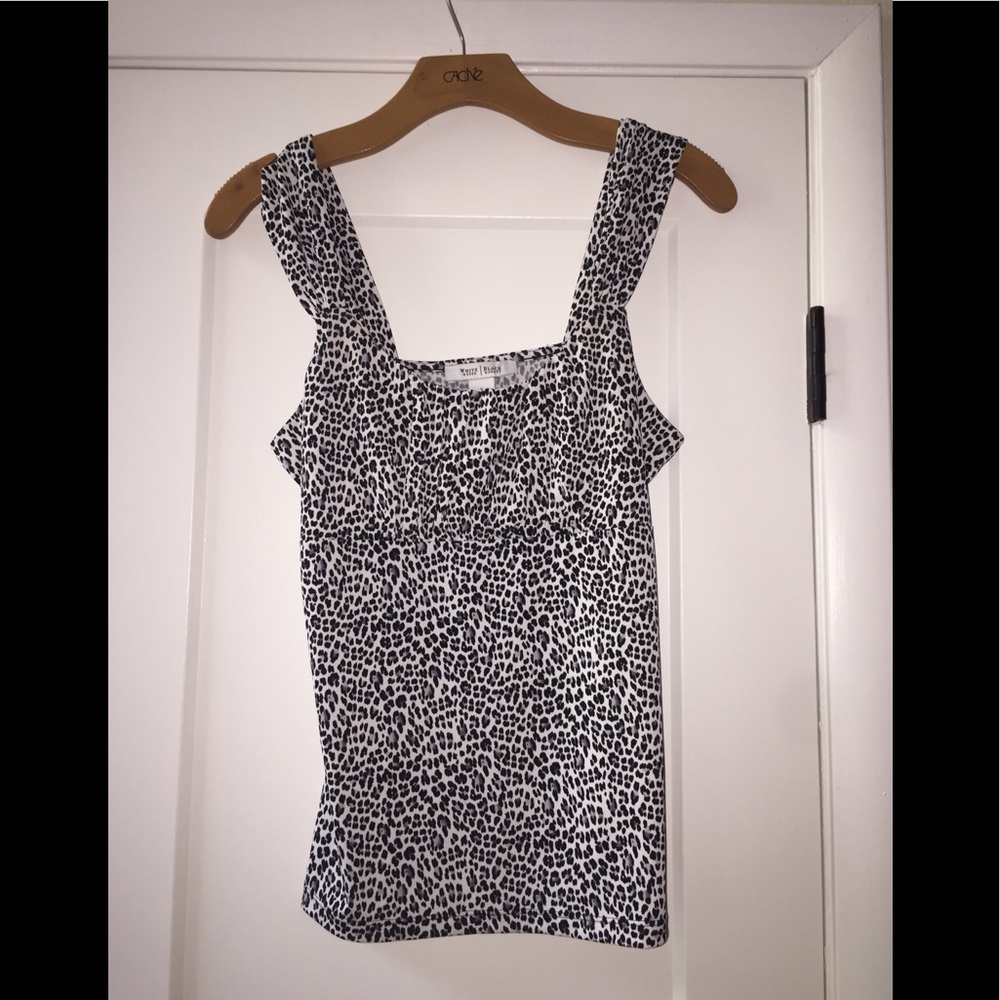 White House Black Market sleeveless shirt